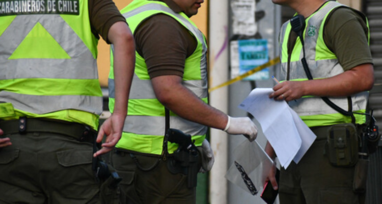 Apuñalan a joven deportista de 14 años en pleno centro de Valdivia: aún no hay detenidos