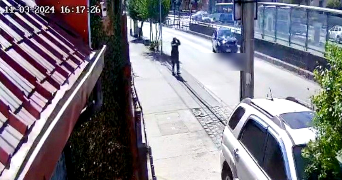 estudiante-de-17-anos-lucha-por-su-vida-tras-atropello-en-concepcion_-camara-capto-brutal-impacto