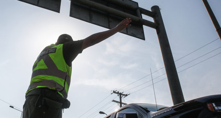 Sujeto resulta herido a bala tras intentar huir de fiscalización policial en Valparaíso