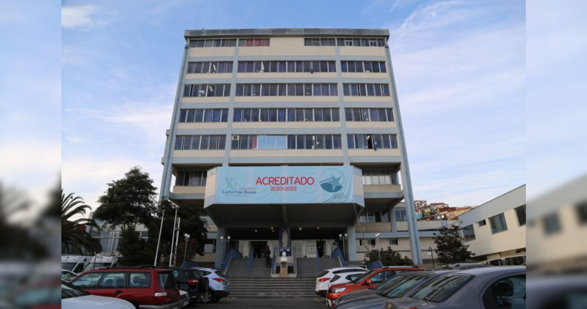 Mujer muere tras caer desde el quinto piso del Hospital Carlos Van Buren en Valparaíso