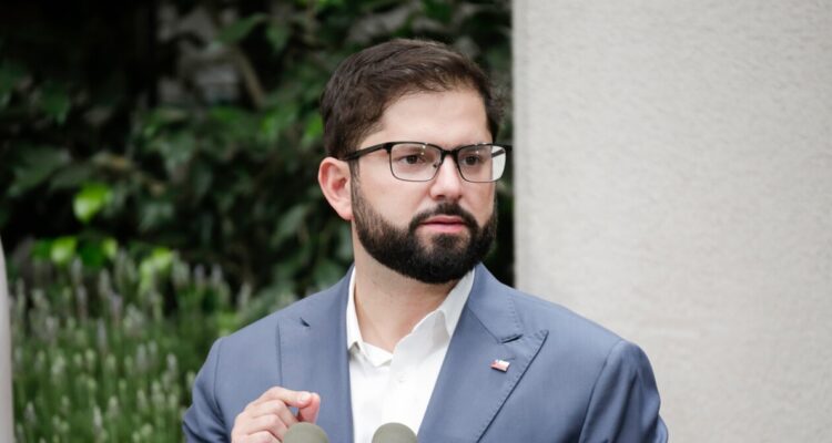 La edición de la encuesta Cadem de hoy incluyó varios diagnósticos de la evaluación del desempeño del Gobierno en varias áreas