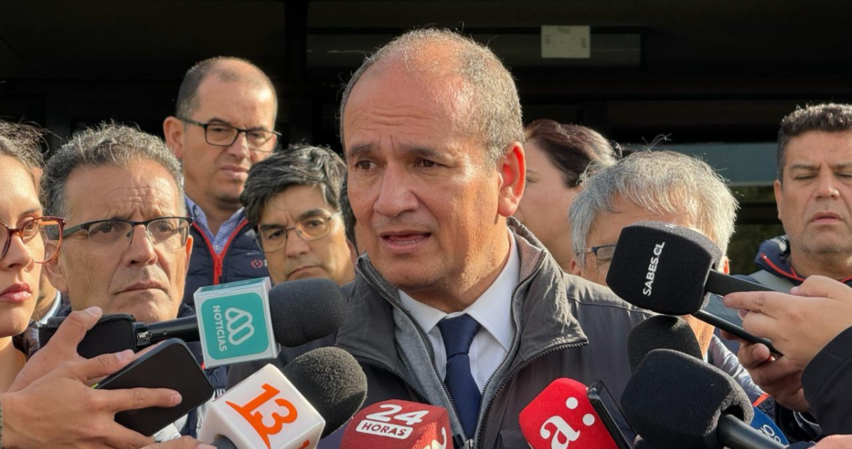 Gobernador Díaz arremete contra ministro Grau por cierre de Huachipato: “Ha fracasado en su tarea”