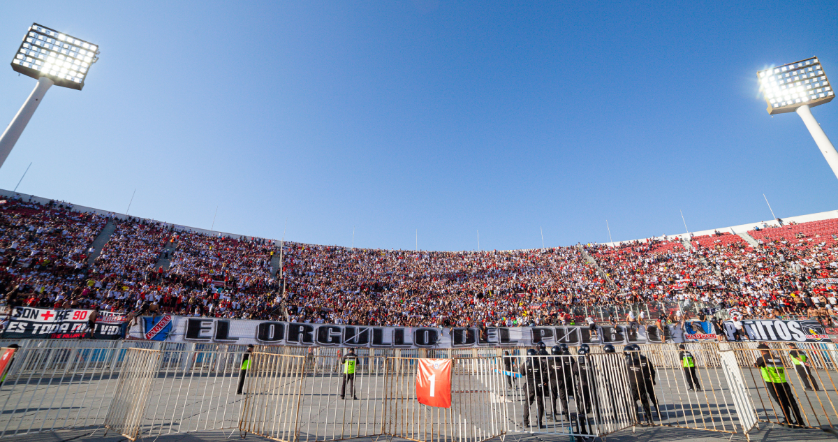 hinchada Colo Colo Supercopa