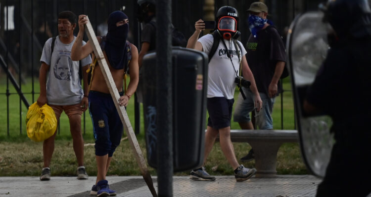 “En Chile pasó lo mismo”: ministra de Milei denuncia infiltrados de Cuba y Venezuela en Argentina