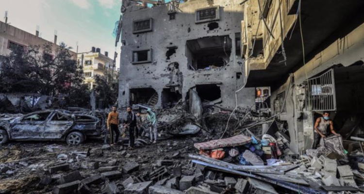 Edificios destruidos tras los bombardeos de Israel contra la ciudad de Rafa