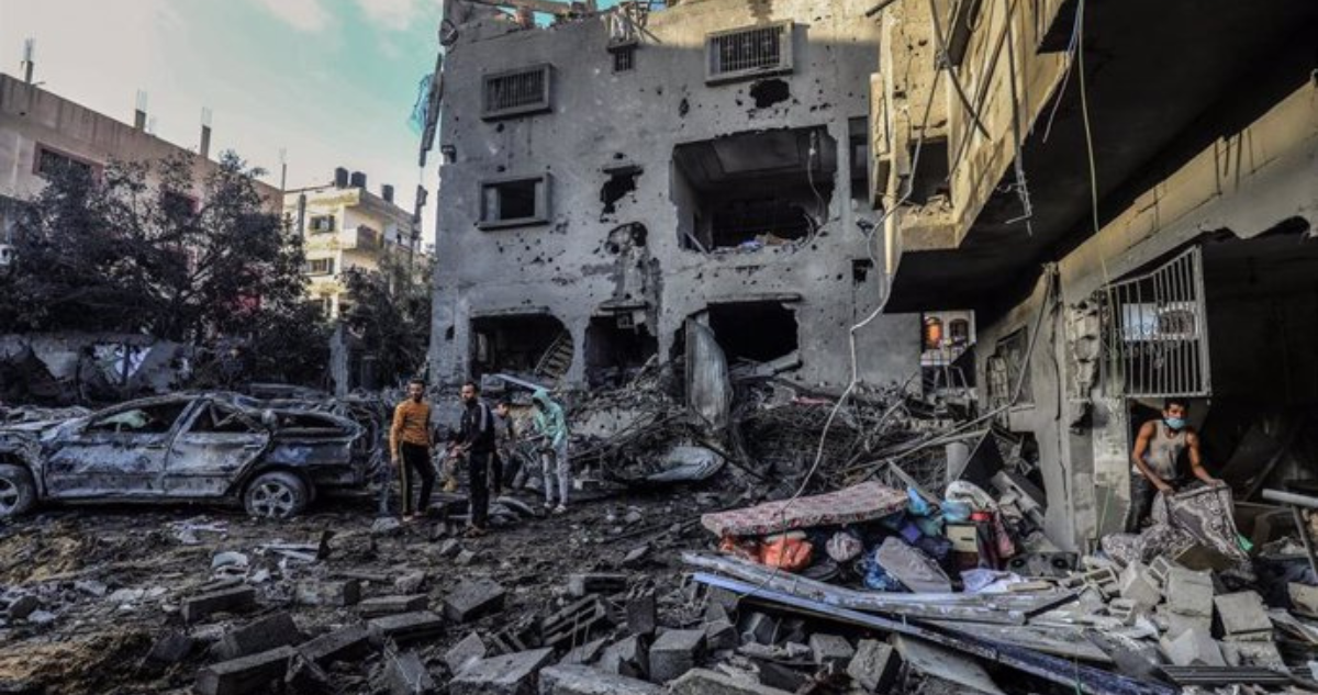 Edificios destruidos tras los bombardeos de Israel contra la ciudad de Rafa