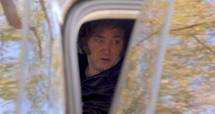 Una “fiesta”, “agencia laboral pública”: Milei cierra 2 organismos y despedirá a casi mil funcionarios