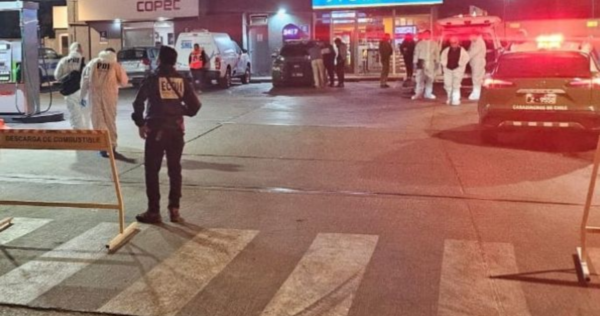 Joven de 19 años fue asesinada a balazos mientras cargaba bencina en Ovalle