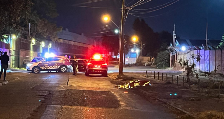 Joven no identificado muere acribillado en Conchalí Fiscalía dice que podría ser un menor de edad
