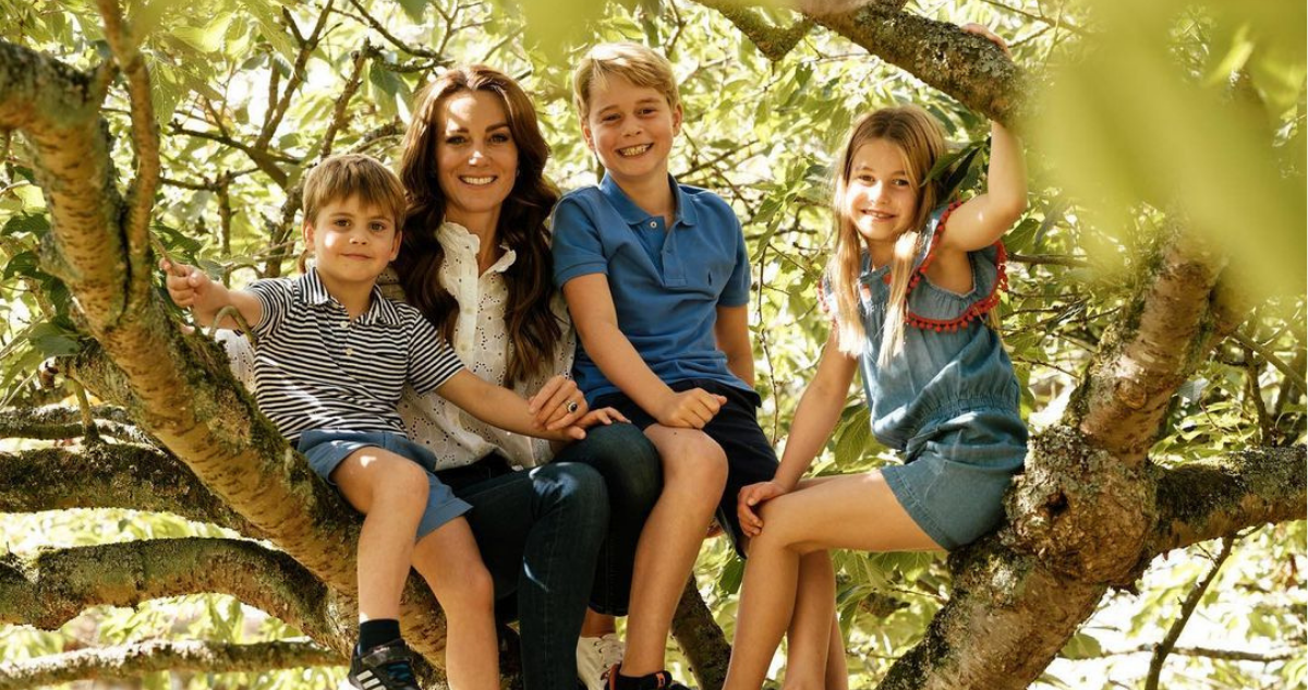 Kate Middleton junto a sus hijos, Louis, George y Charlotte