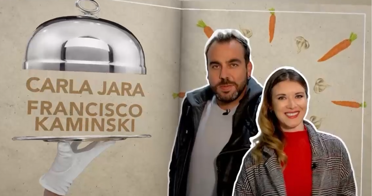 Fotografía de promocional de especial de parejas de la Divina Comida con Carla Jara y Francisco Kaminski