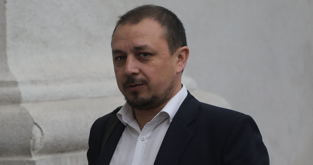 Diputado Cuello (PC) acusa a la UDI de “esconder” a Chadwick de sesión especial por filtraciones