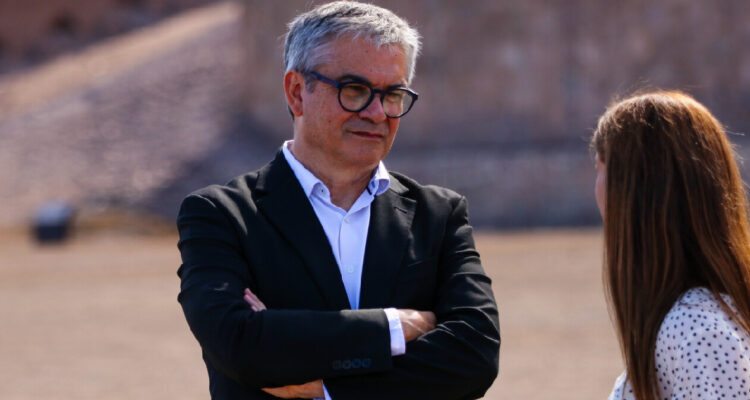 fotografía del ministro de hacienda, mario marcel