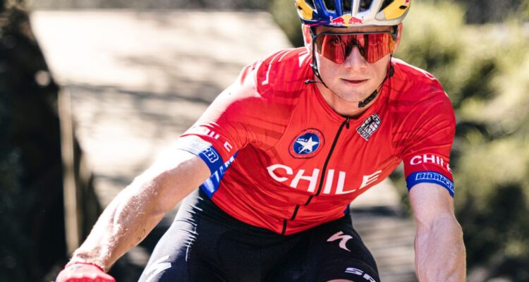 Martín Vidaurre, campeón nacional de Cross Country