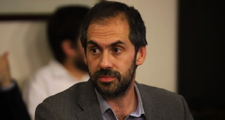 imagen del ministro nicolás grau