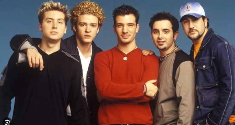 NSYNC se reúne de sorpresa para cantar juntos por primera vez en 10 años