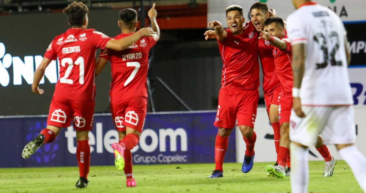 Ñublense superó a Deportes Copiapó en Chillán