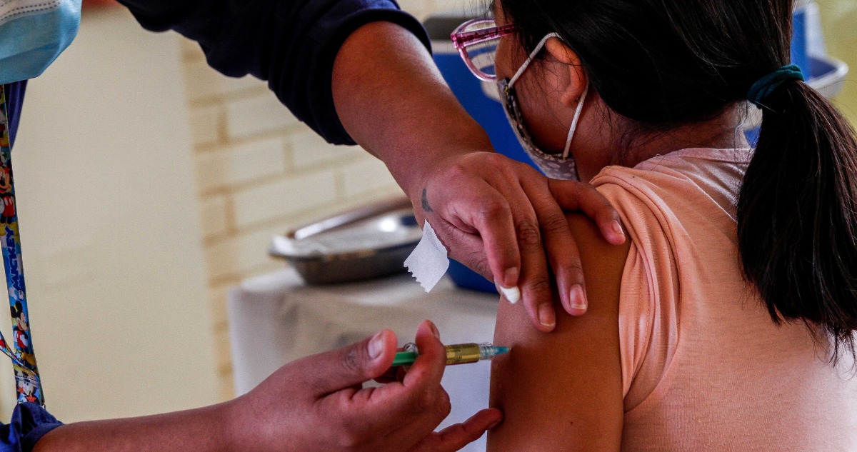 De 3 meses a 24 horas: nueva tecnología permite optimizar pesquisa de virus papiloma humano en Osorno