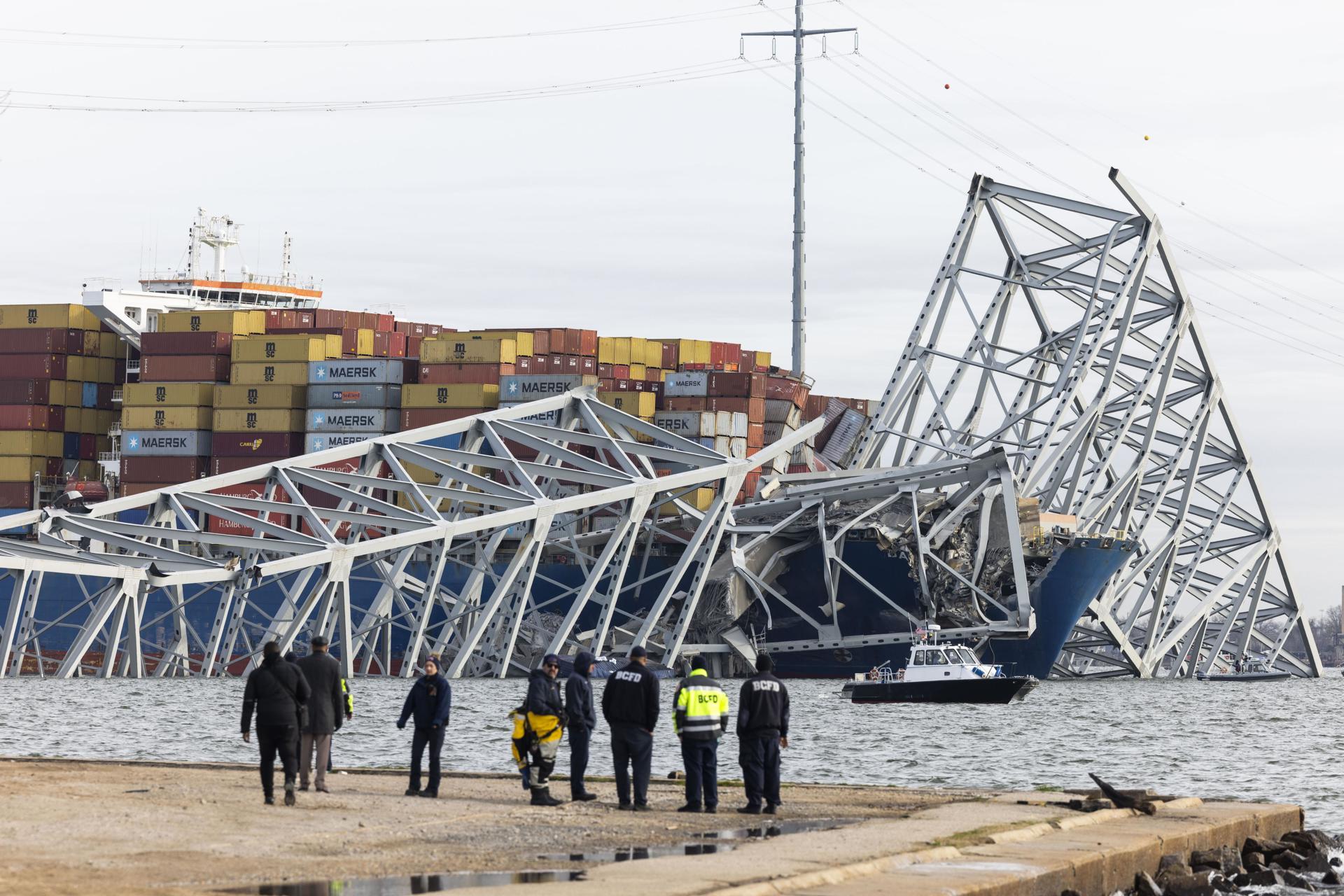 Puente destruido
