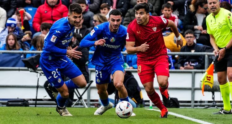 Argentino Marcos Acuña fue víctima de racismo en España.