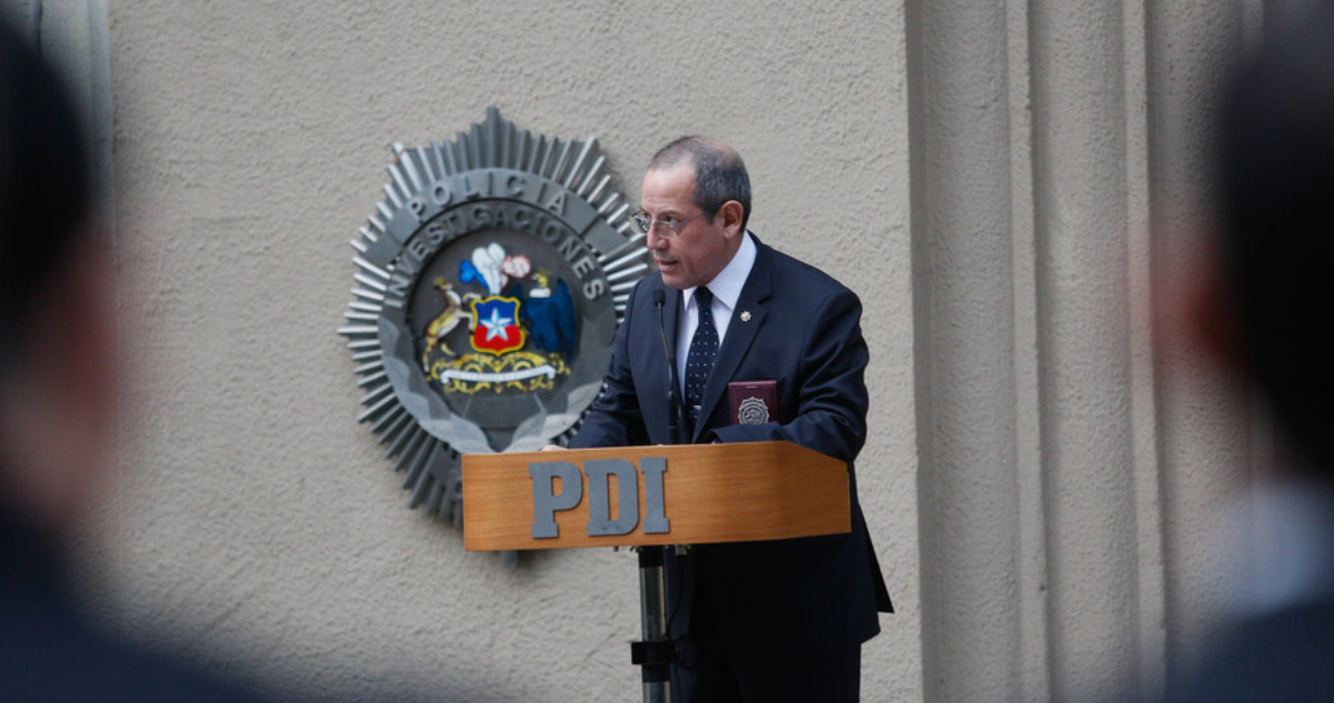 Exdirector de la PDI, Sergio Muñoz, declara ante la Fiscalía por presunta corrupción
