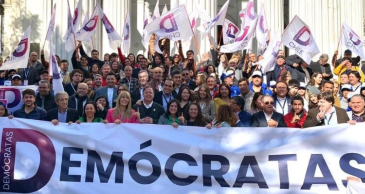 Tenemos más similitudes con la centroderecha Demócratas se define y pide primarias a Chile Vamos