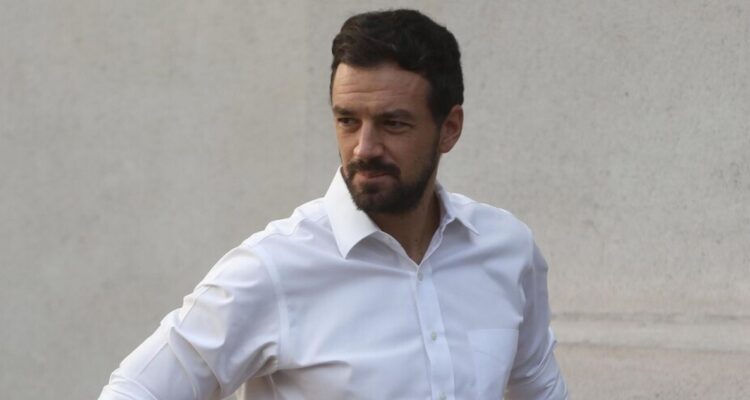 Cuáles son los políticos mejor y peor evaluados según la encuesta Cadem y Tomás Vodanovic irrumpe como preferencia presidencial.