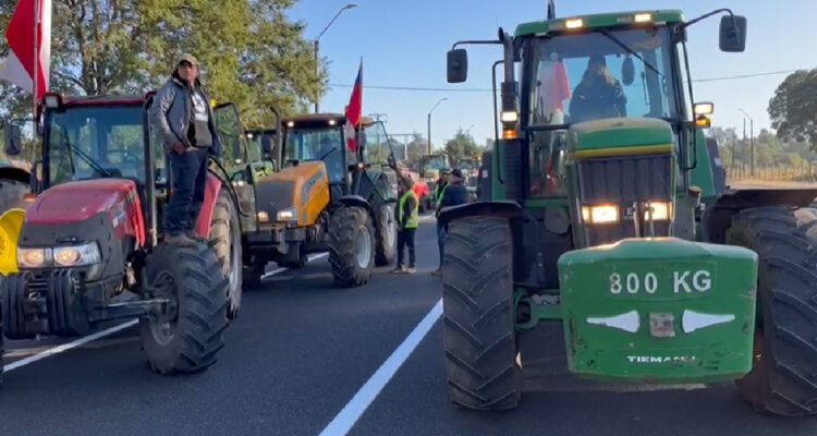 imagen de agricultores movilizados