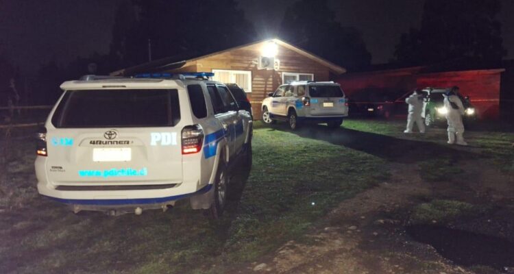 Triple homicidio en Río Bueno: asesinan a un matrimonio y su hija y el autor sería un familiar