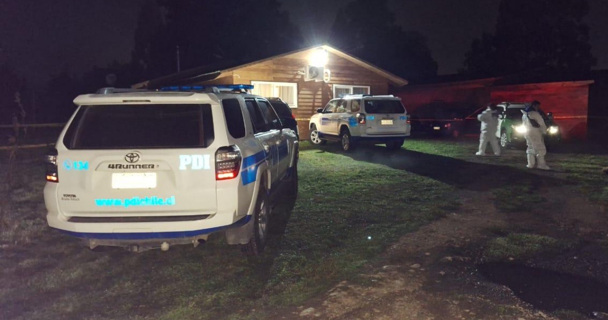 Triple homicidio en Río Bueno: asesinan a un matrimonio y su hija y el autor sería un familiar