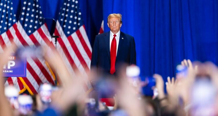 Trump gana en los caucus de Misuri, Michigan e Idaho y se acerca a nueva candidatura