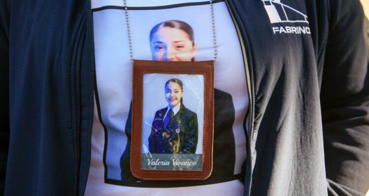 Familia de Valeria Vivanco llega a formalización de Muñoz: “Diosito hizo justicia divina”