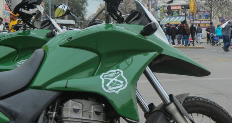 Vecinos organizan rifa para reparar motos de carabineros en Viña del Mar