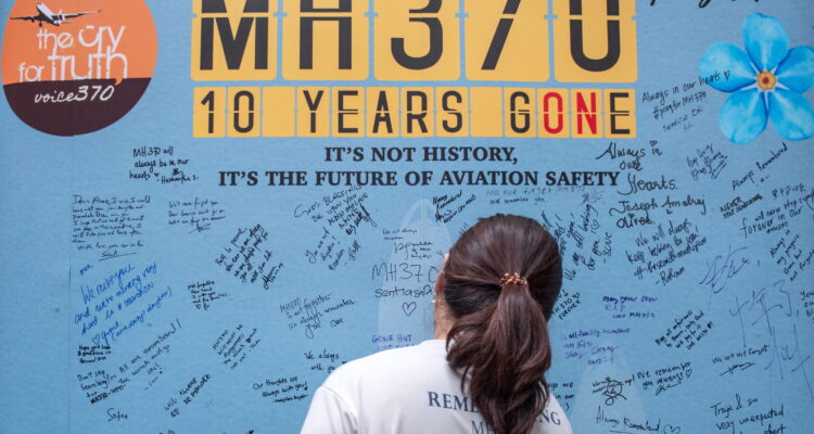 Desapareció con 239 pasajeros: Diez años del vuelo MH370, el mayor misterio de la aviación moderna