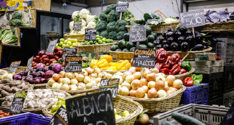 venta de alimentos en la vega central