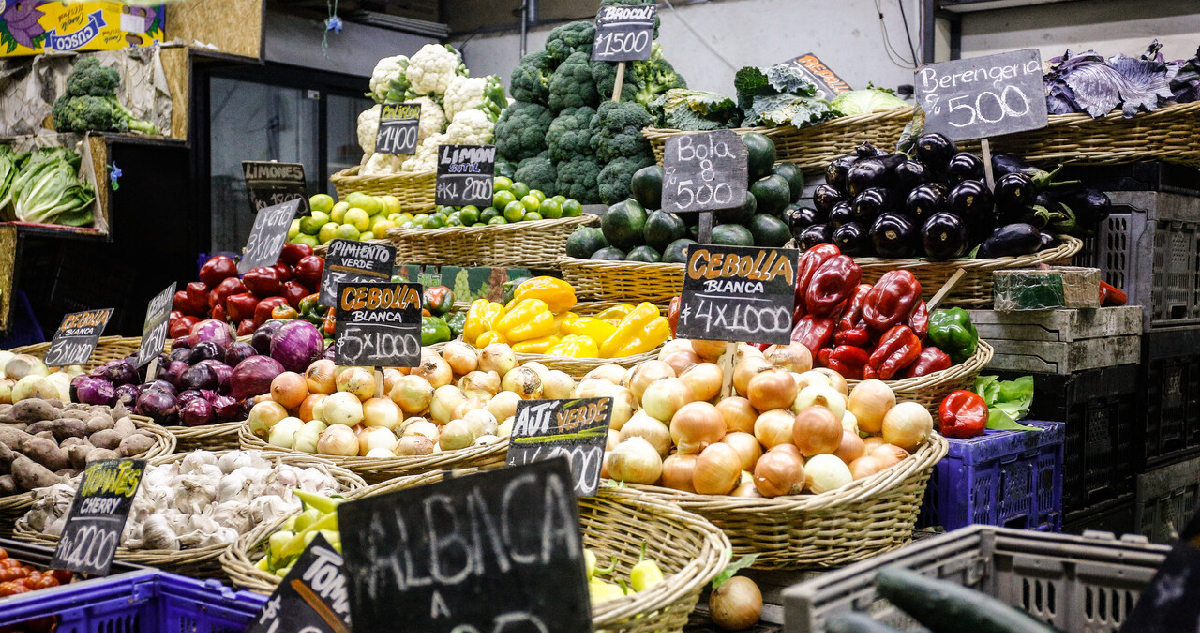 venta de alimentos en la vega central