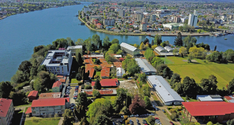 UACh presenta nuevo plan de recuperación financiera a Superintendencia de Educación Superior