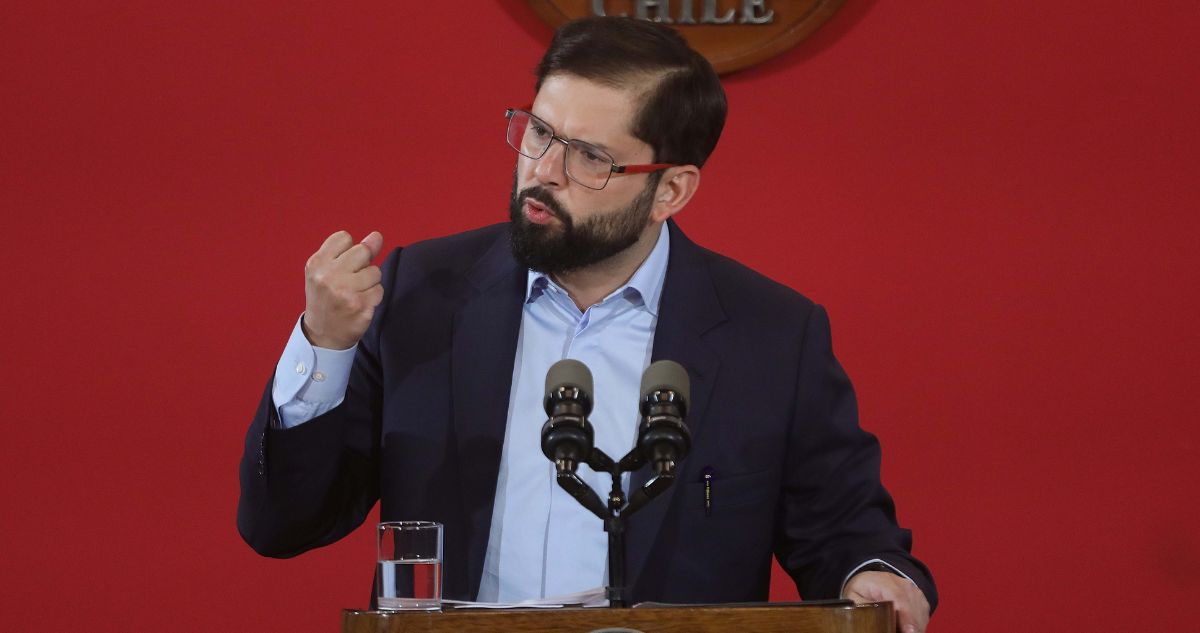 Tras nuevo ataque: Boric condena la “barbarie” del gobierno de Israel en Gaza y pide un alto al fuego