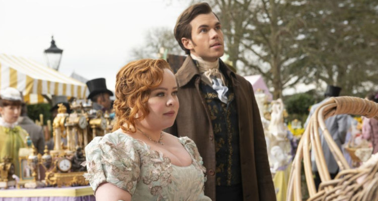 Penelope (Nicola) y Colin (Luke Newton) en tercera temporada de Bridgerton