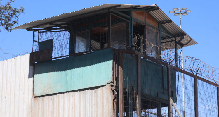 Reconocen problemas en cárceles de La Araucanía ante sobrepoblación de reos