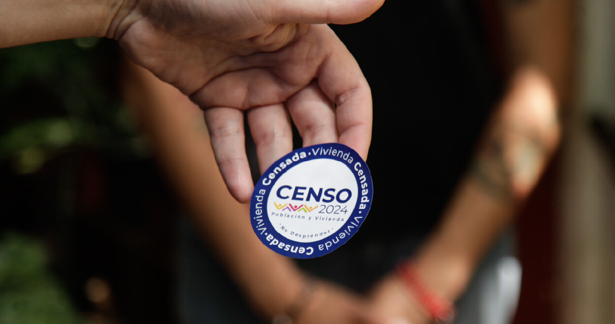 Imagen de un sticker del censo 2024