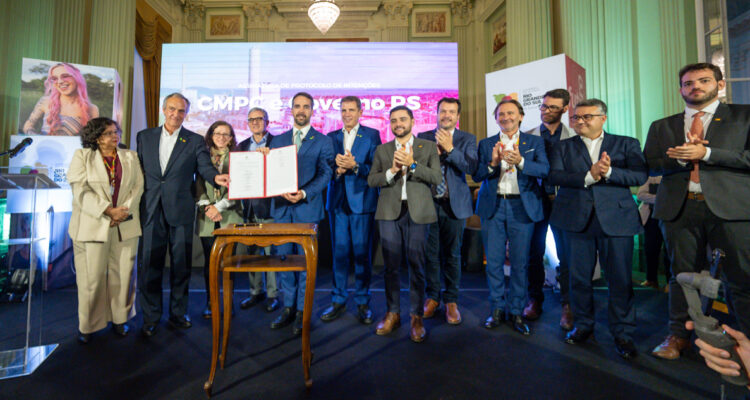 CMPC inicia proceso para evaluar nuevo proyecto de celulosa en Brasil