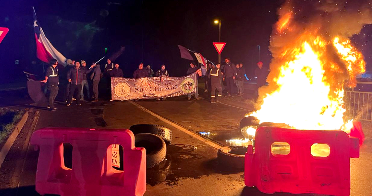 Trabajadores de Huachipato protagonizan nueva protesta en “defensa del acero chileno”