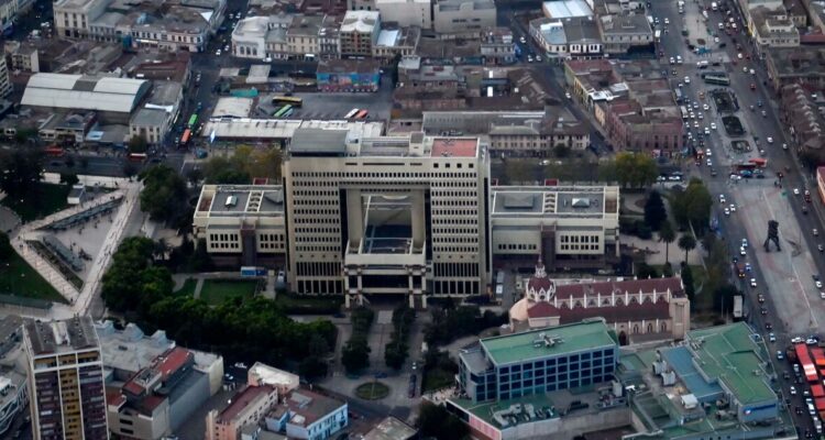 Fotografías aérea del Congreso Nacional , feria avenida Argentina plaza Plaza O’Higgins.