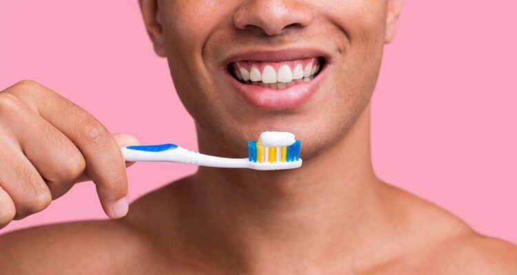 ¿Cuál es el correcto cepillado de dientes?: conoce 3 técnicas que ayudarán a tu higiene bucal