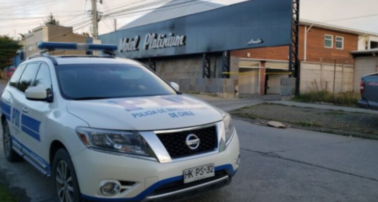 Extranjero sería autor de homicidio en motel de Punta Arenas: víctima fue atacada con arma blanca