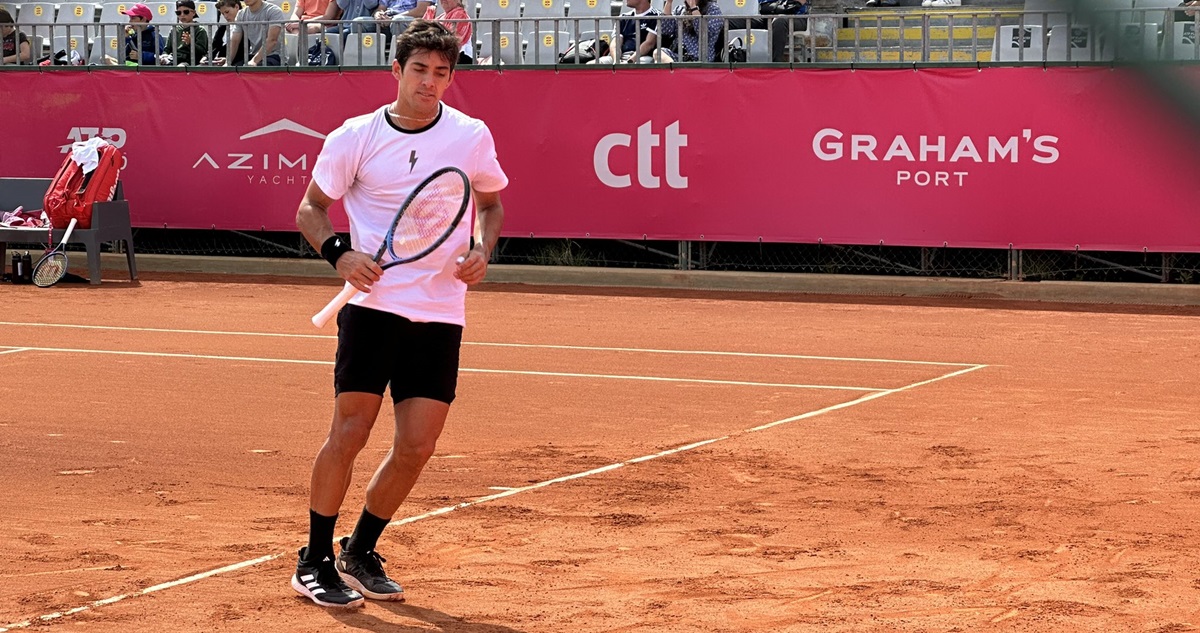 Cristian Garin avanzó a cuartos de final del ATP de Estoril (Portugal).