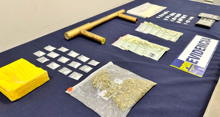 Decretan prisión preventiva para sujeto que mantenía drogas y armas en comuna de Los Lagos