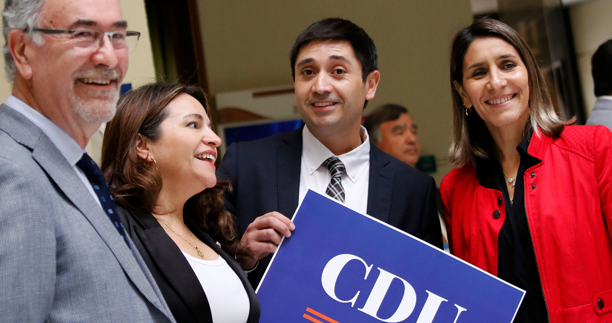 Demócratas confirma que no respetará acuerdo para que PC presida la Cámara y respalda a Joanna Pérez