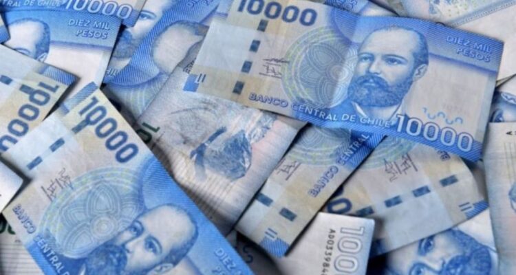 Cómo saber si me corresponde la devolución de impuestos y cuándo será el pago según mi declaración en la Operación Renta 2024 del SII.